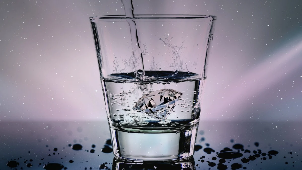 فوائد شرب الماء قبل الوجبات
