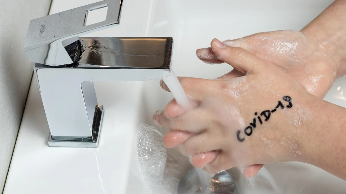 منظمة الصحة تحذر من فيروس كرونا